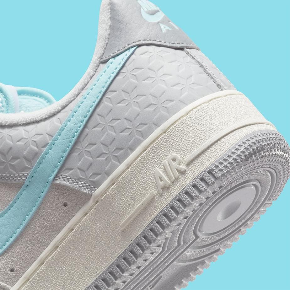 Nike Air Force 1 Snowflake DQ0790-001