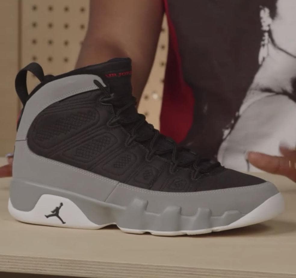 Air Jordan 9 \