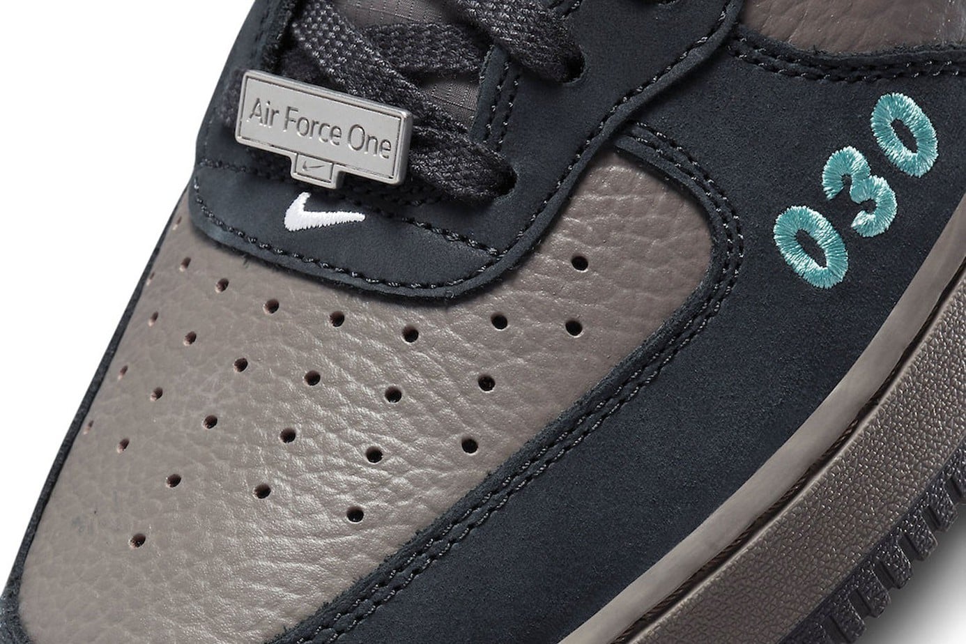 Nike Air Force 1 Mid Berlin DR0296-200
