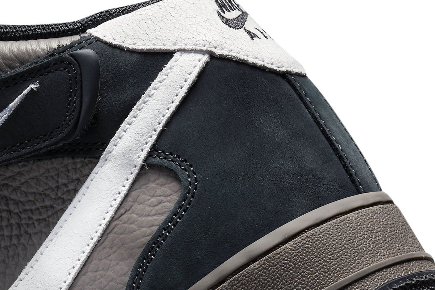 Nike Air Force 1 Mid Berlin DR0296-200