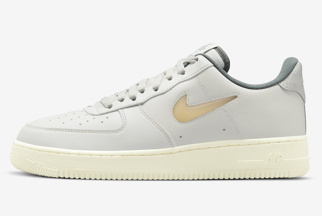 Nike Air Force 1 07 Lx Light Bone Pale Vanilla Tumbled Grey DC8894-001