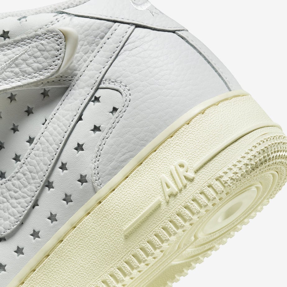 Nike Air Force 1 Mid Summit White Coconut Milk DV3451-100