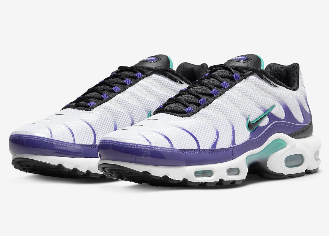 purple and turquoise nike air max