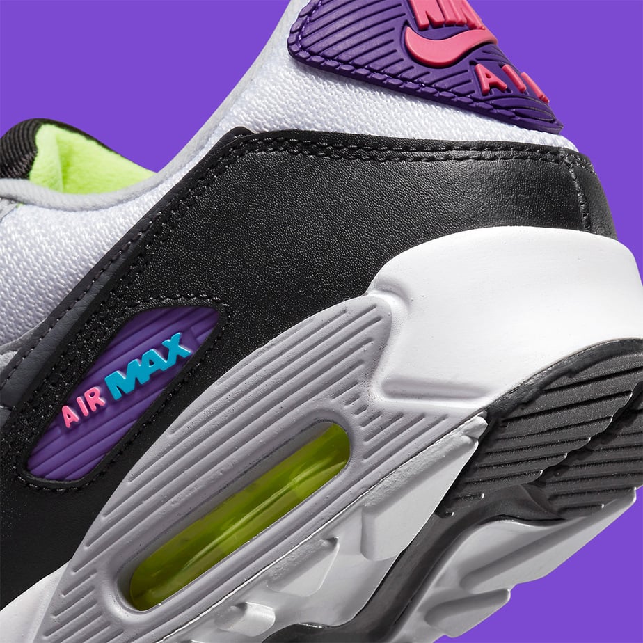 Nike Air Max 90 What The DR9900-100