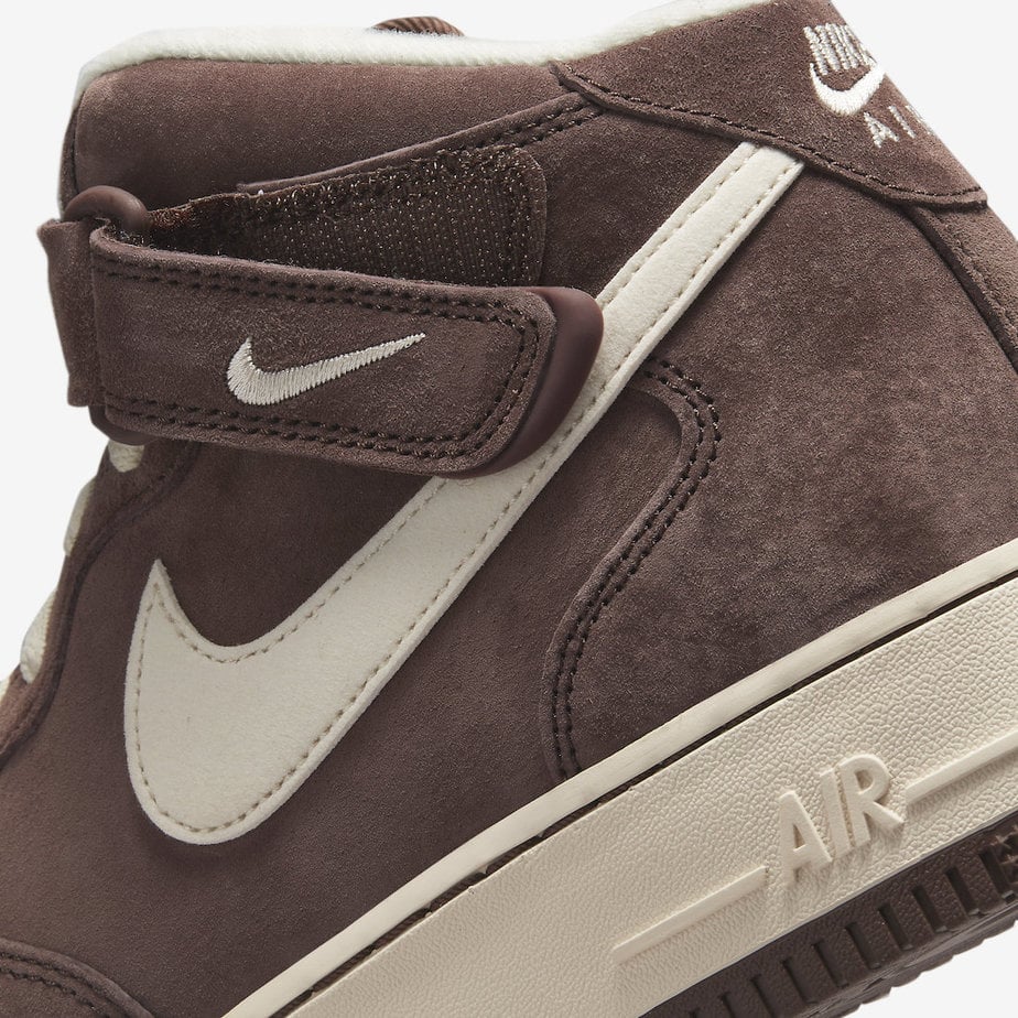 Nike Air Force 1 Mid Chocolate DM0107-200