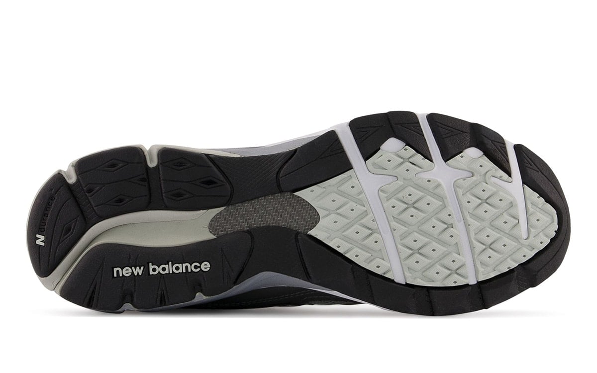 New Balance 990v3 Grey Leather M990gj3
