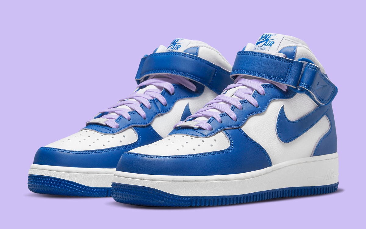 blue and white nike air