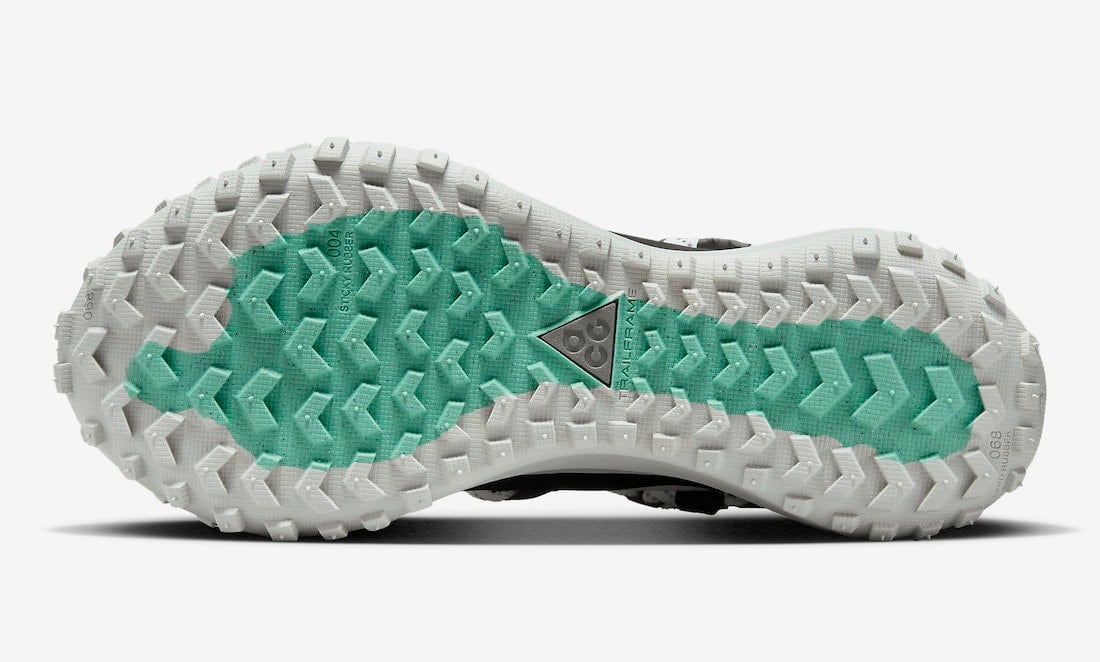 Nike Acg Mountain Fly Low Se White Black Anthracite Grey Fog DO9334-100