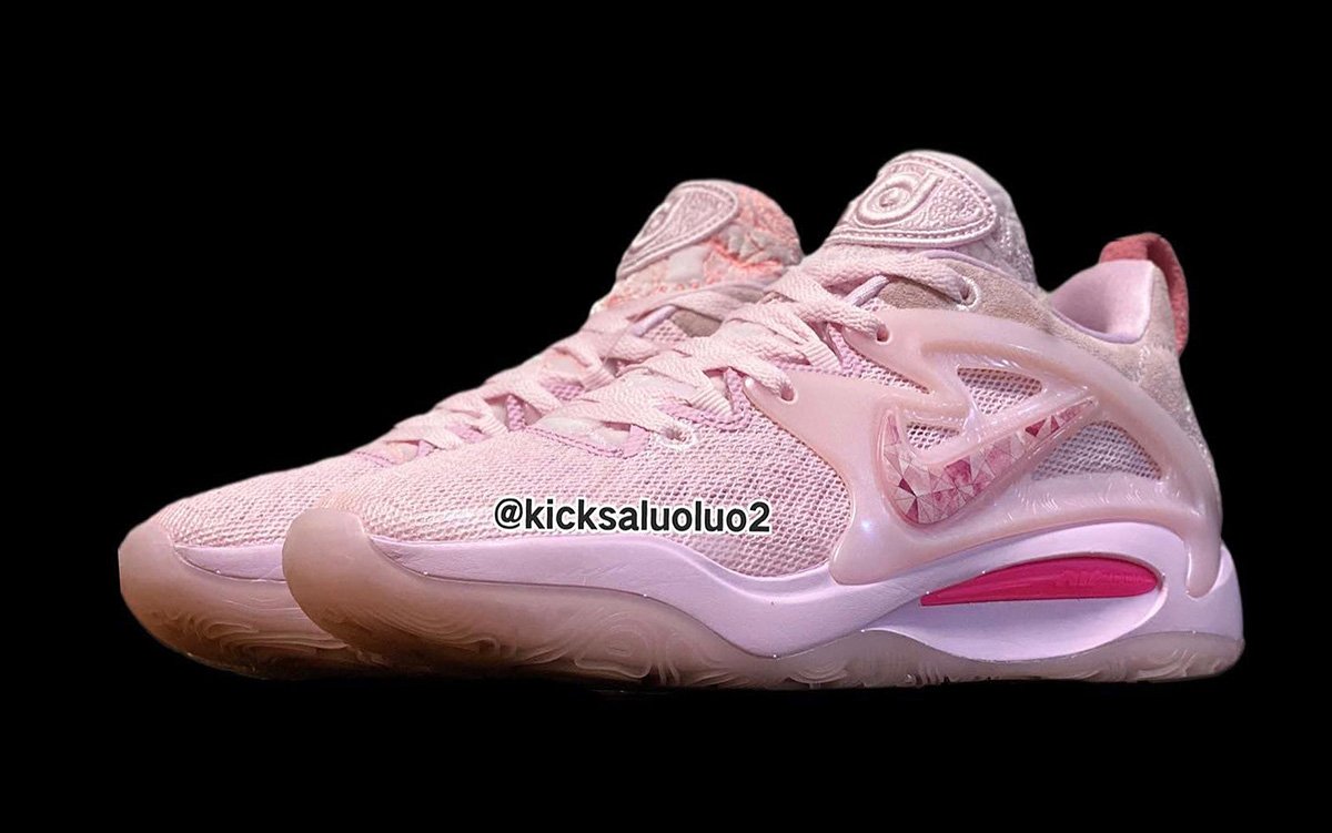 Nike KD 15 “Aunt Pearl” Release Date: 2022