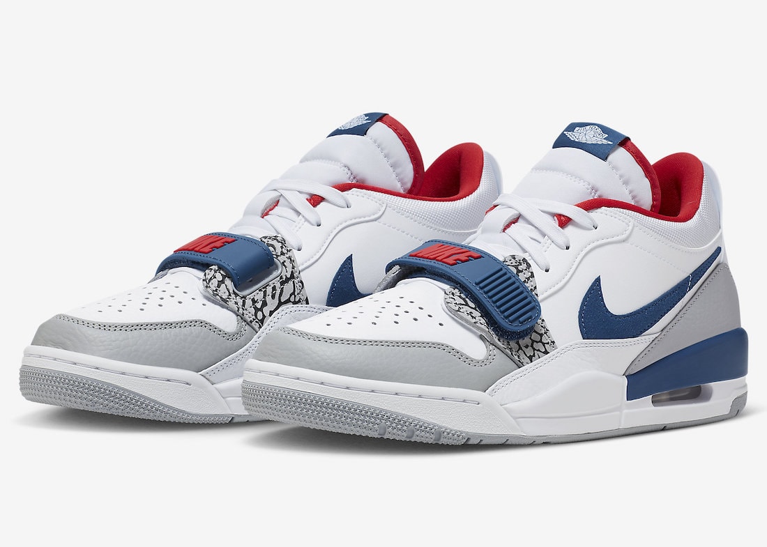Official Images of the Jordan Legacy 312 Low “True Blue”