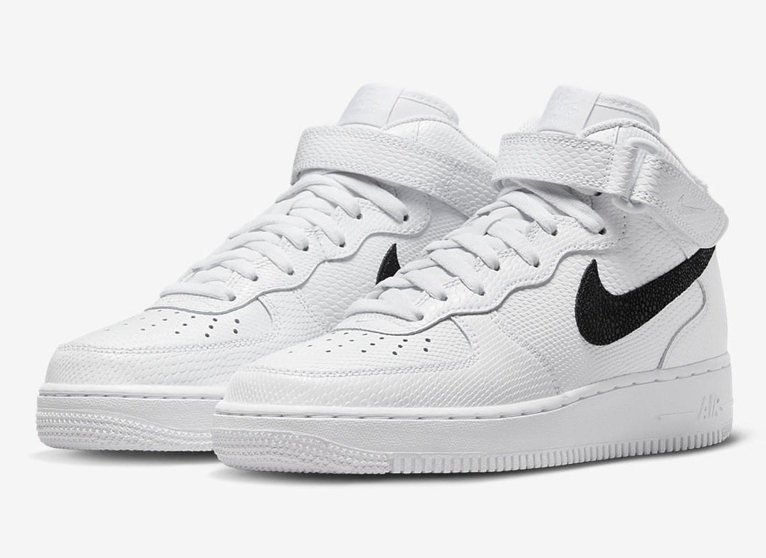 Air force ones hot sale white black swoosh