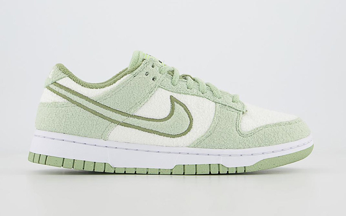nike-dunk-low-fleece-green-release-date-1