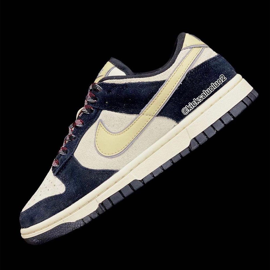 Nike-Dunk-Low-Navy-Suede