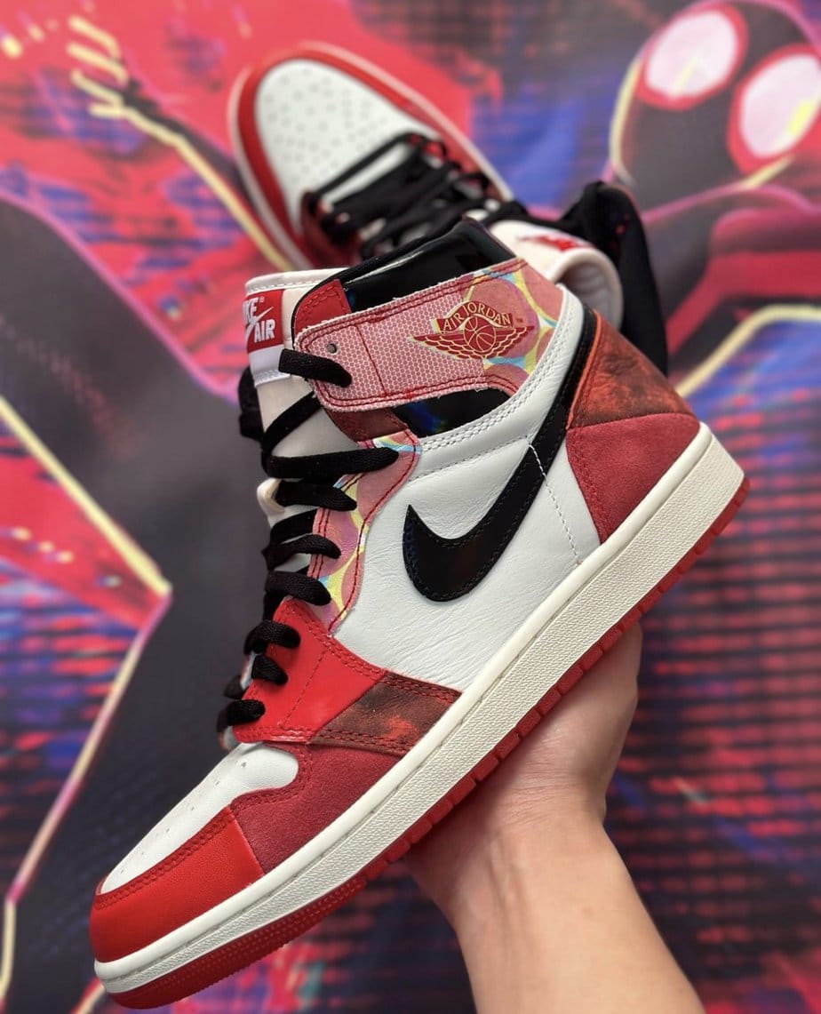 Verse' First Look - StclaircomoShops - The Jordan 1 High 