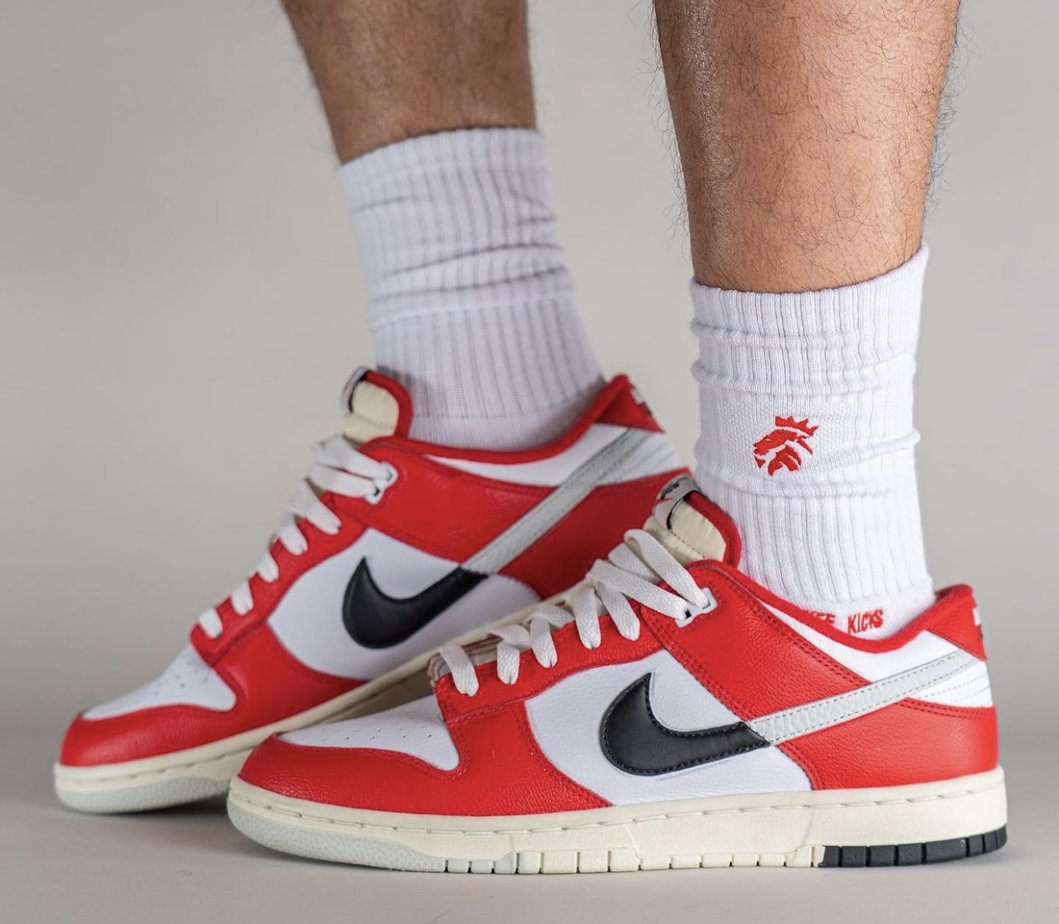 Nike-Dunk-Low-Chicago-Split-University-Red-DZ2536-600-Release-Date-1