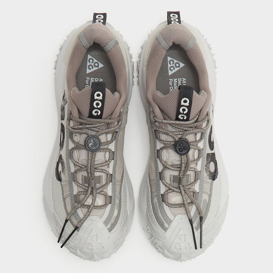  Mountain Fly Low 2 