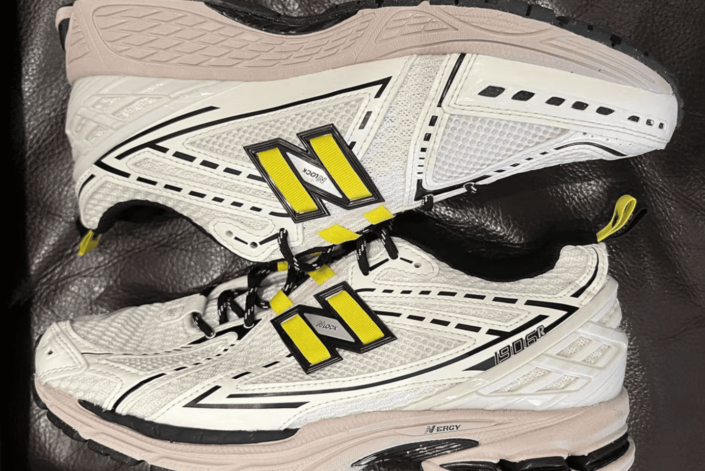 GANNI New Balance 1906R
