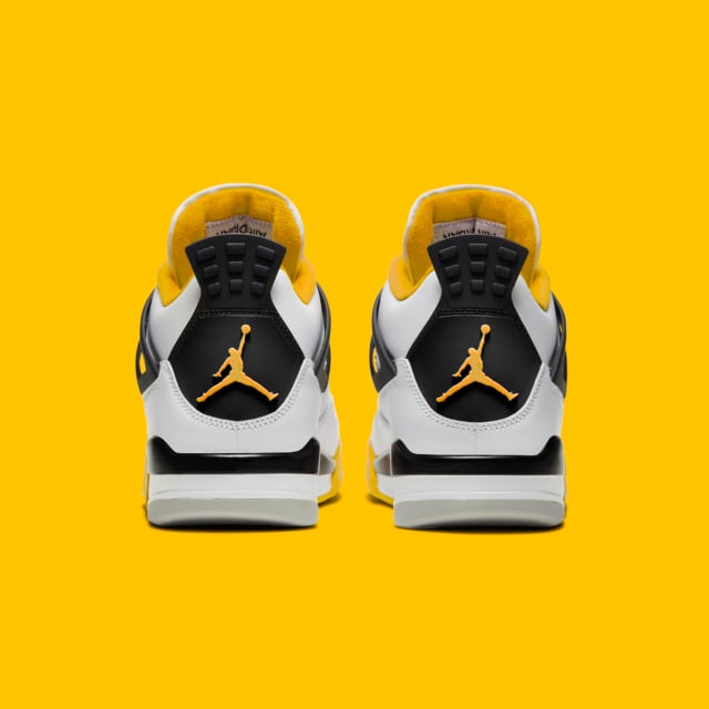Jordan 4 Vivid Sulfur (W) main image 1