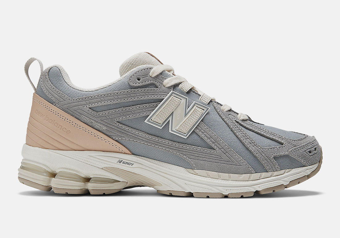 New Balance 1906R Grey Tan