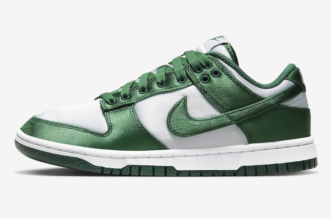 Nike-Dunk-Low-Satin-Green-DX5931-100-4