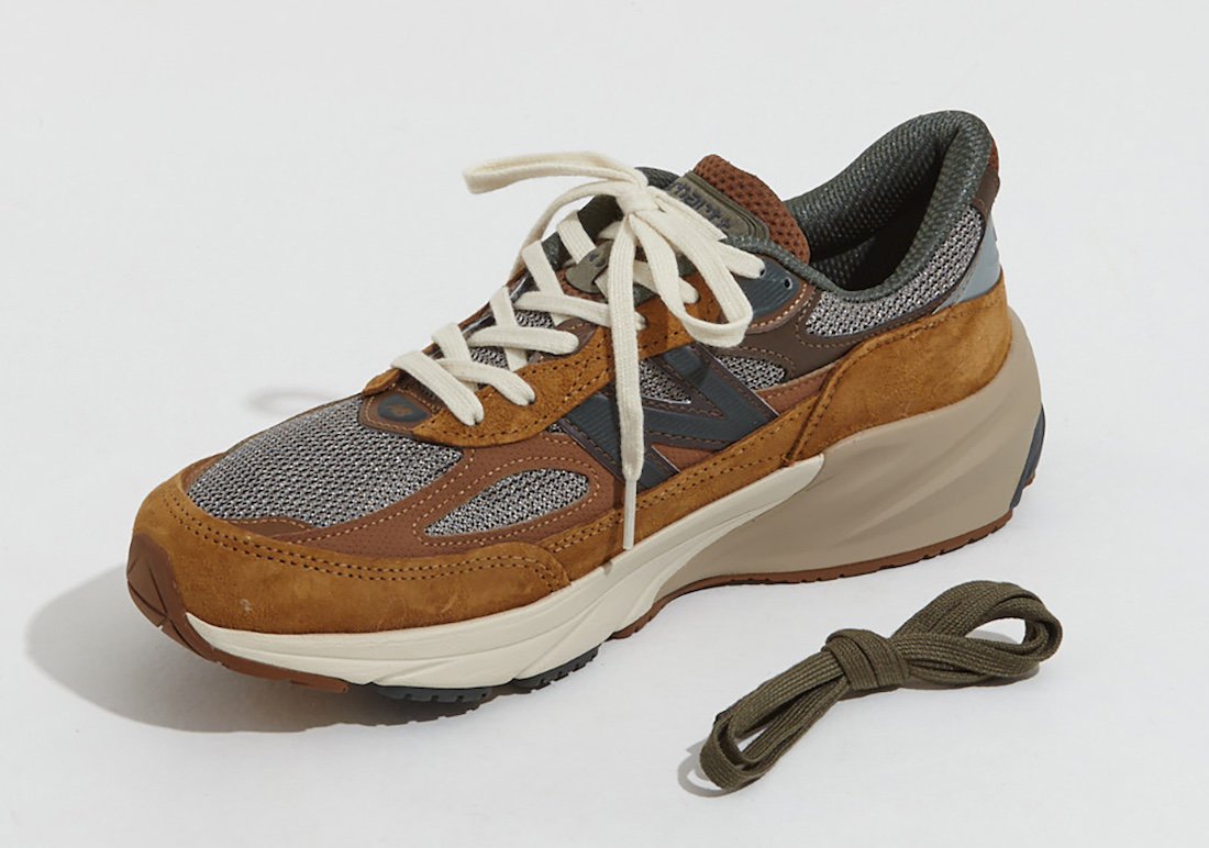 Carhartt WIP New Balance 990v6