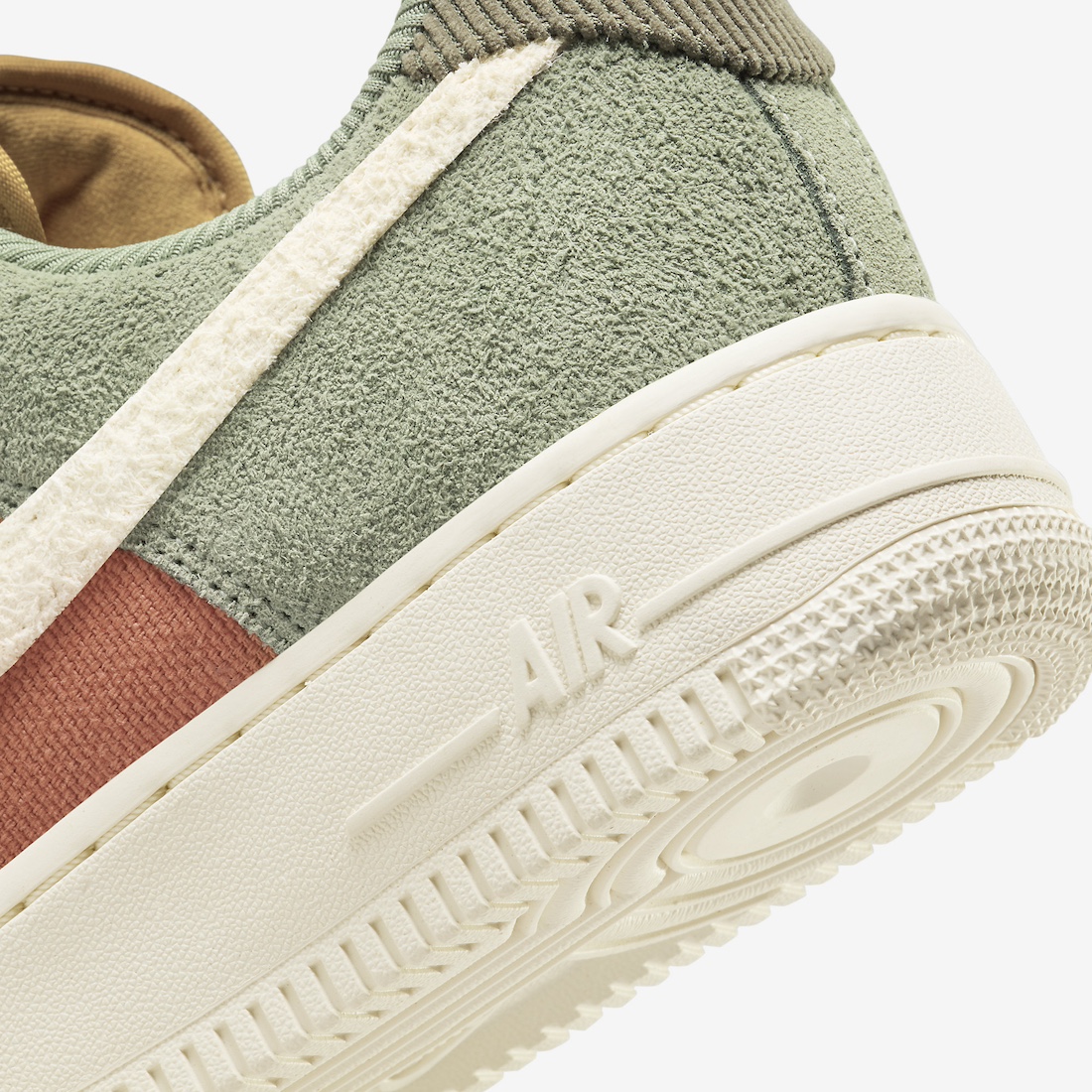 Nike Air Force 1 Terra Blush FZ3782-386