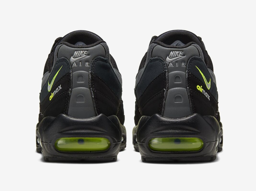 Air Max 95 Black Volt
