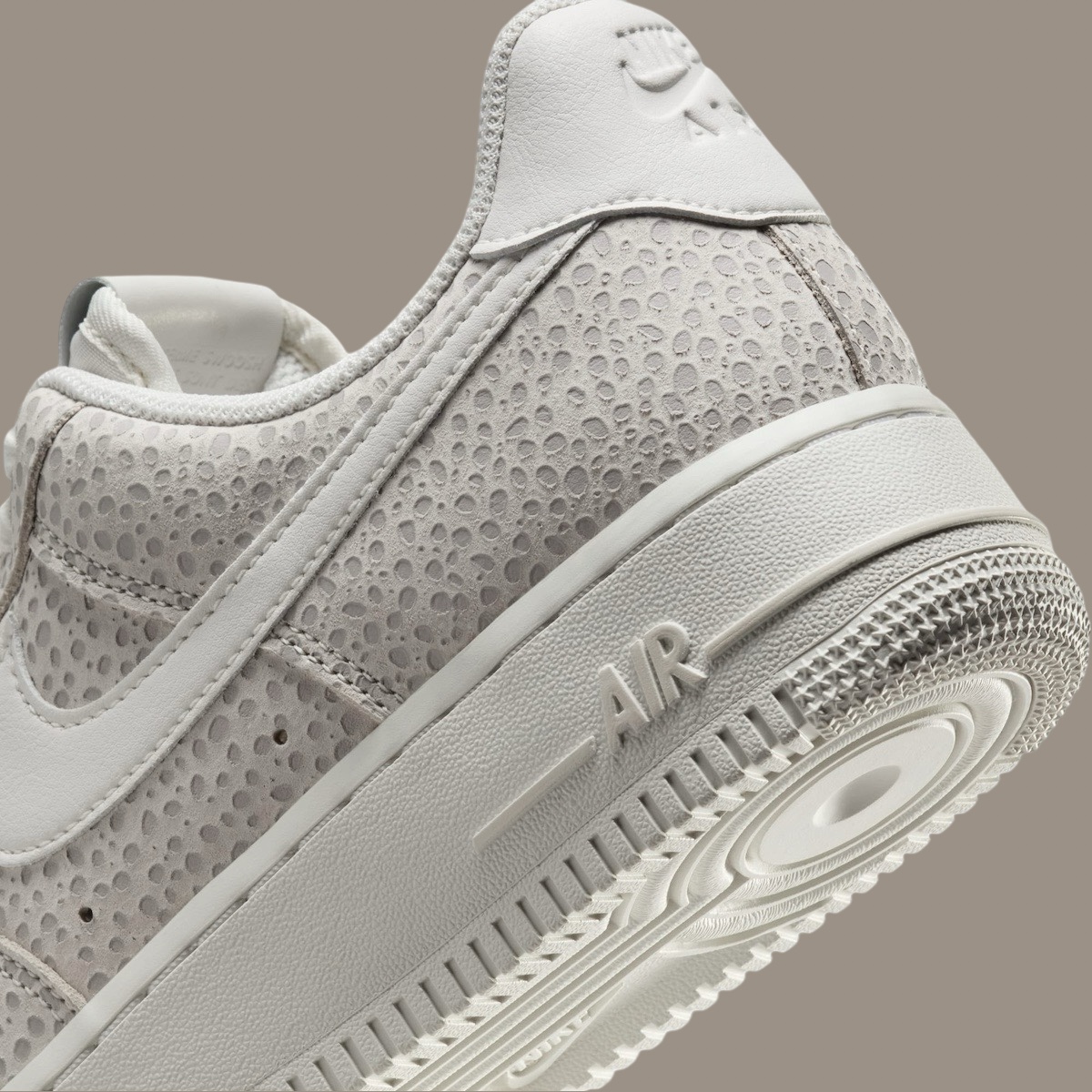 Nike Air Force 1 Low 