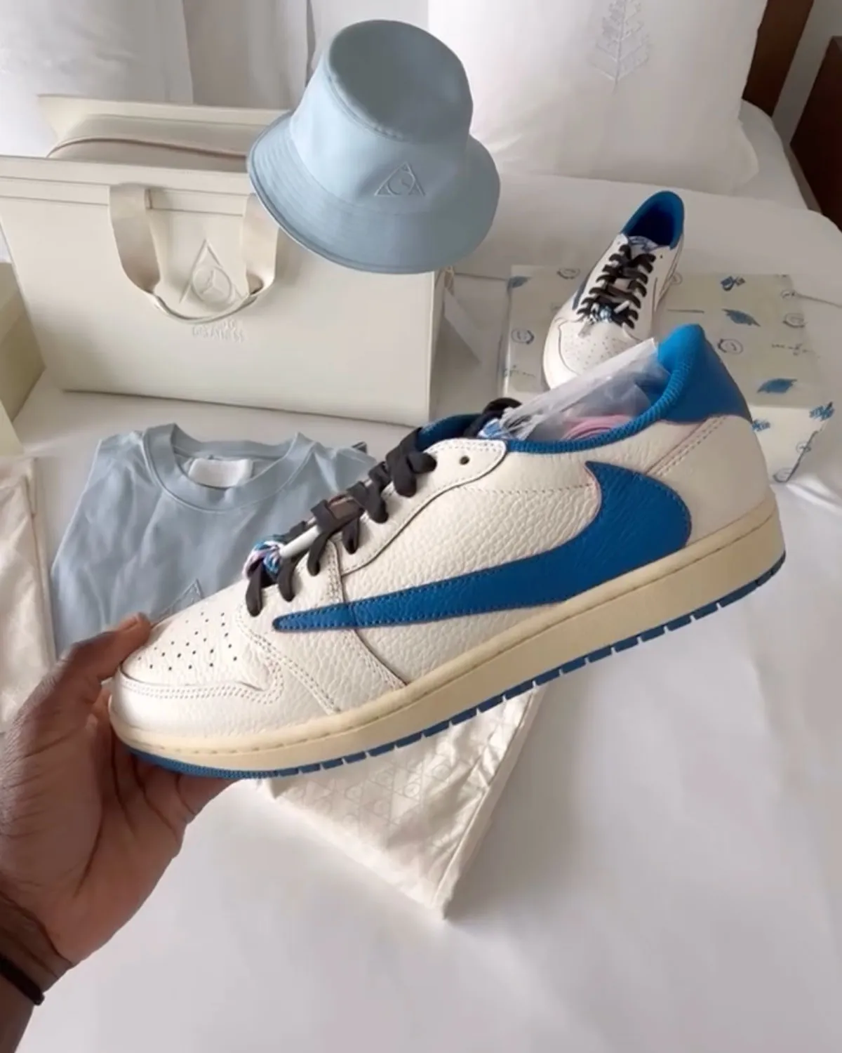 Travis Scott x Fragment x Air Jordan 1 Low OG SP Releasing