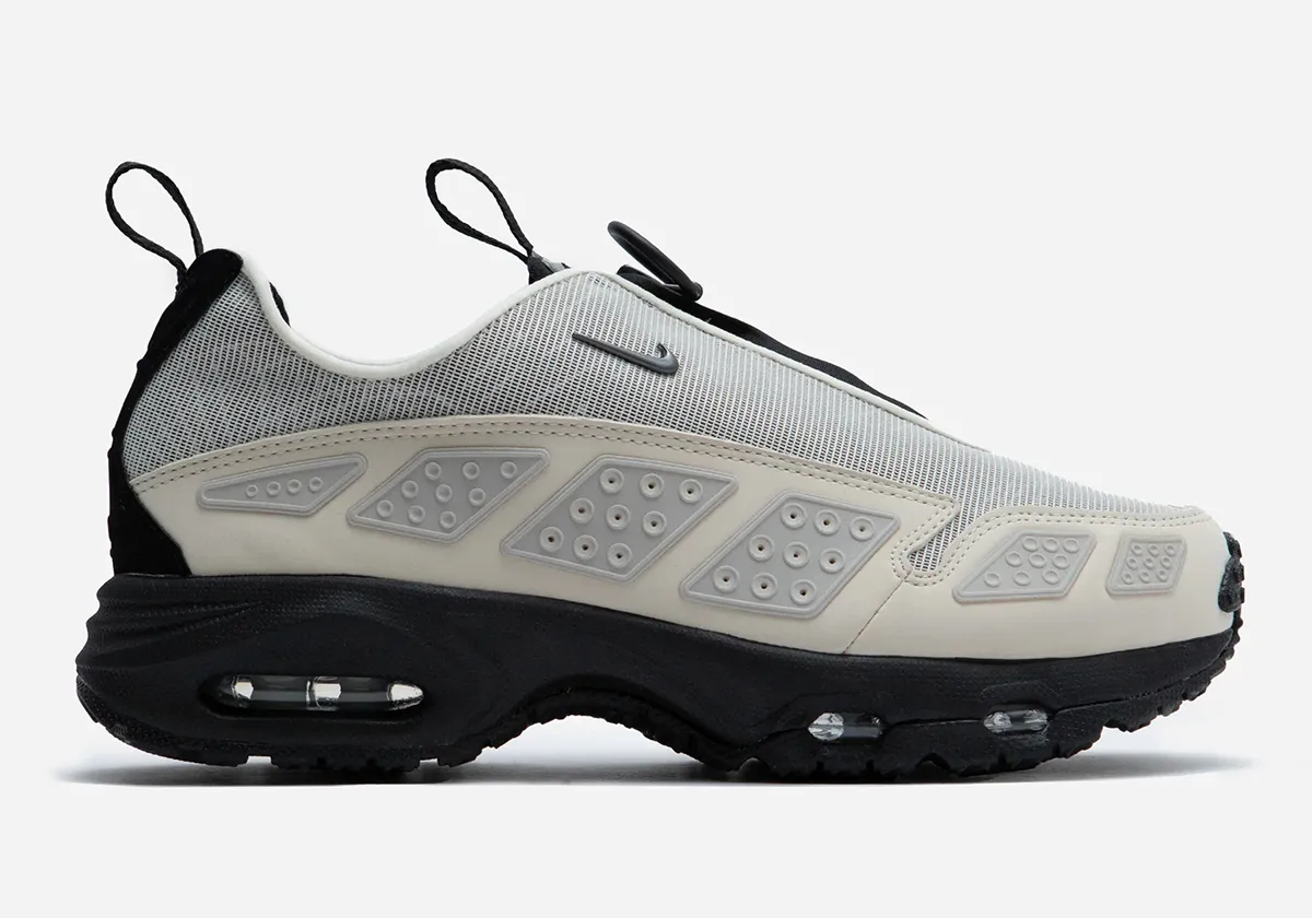 Nike’s Air Max Sunder “Obscura” Nods to the Nordic Winter