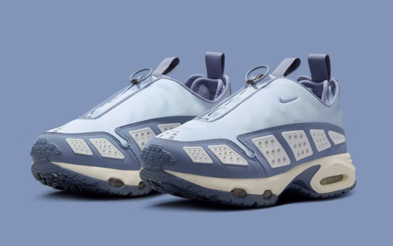 Nike’s Air Max Sunder Gets a “Blue Tint” Wash