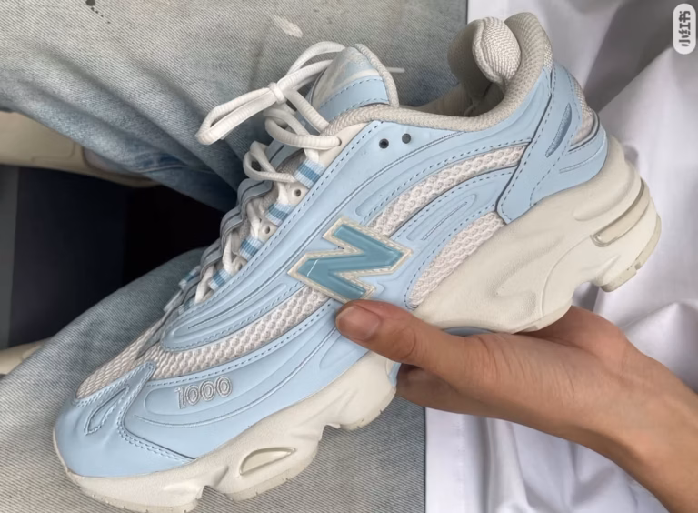New Balance’s 1000 Surfaces in an “Ice Blue” Look