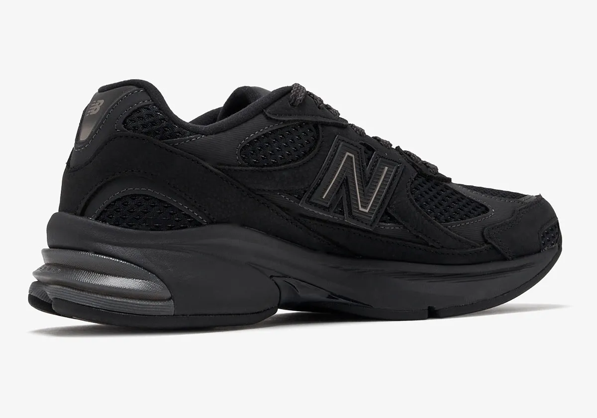 New Balance 2010 Black Summer 2025