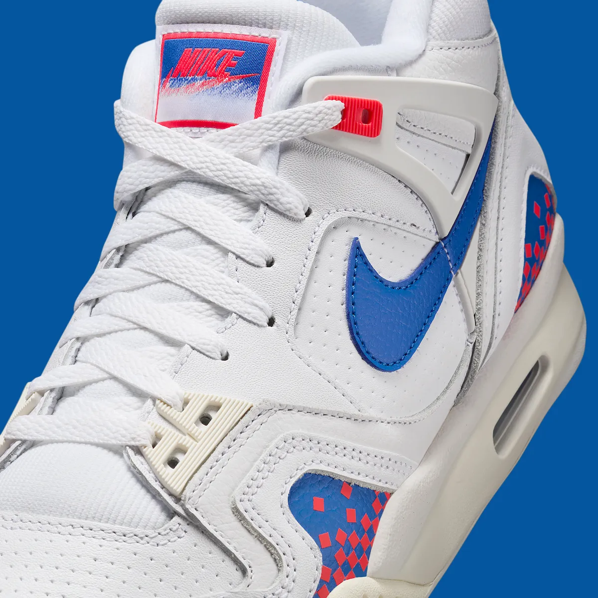 Nike Air Tech Challenge 2 Pixel Court FZ9033-102