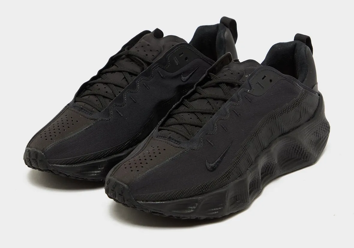 Nike Ava Rover Black