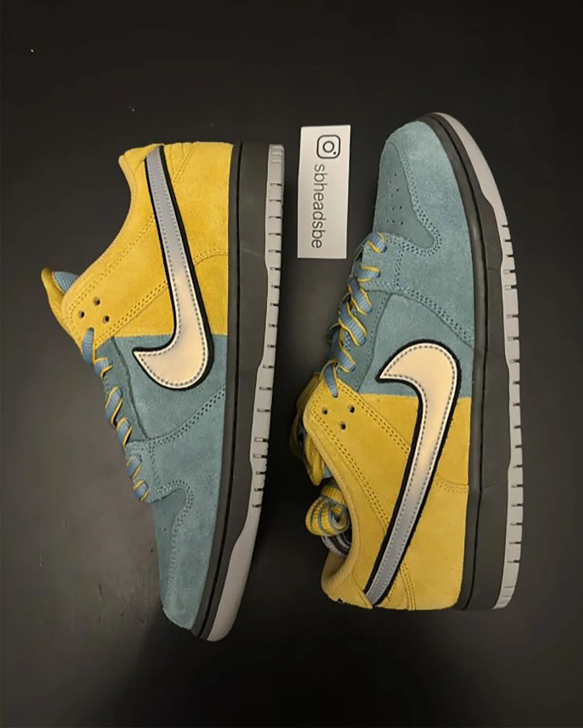 Nike SB Dunk Low Split Lightning