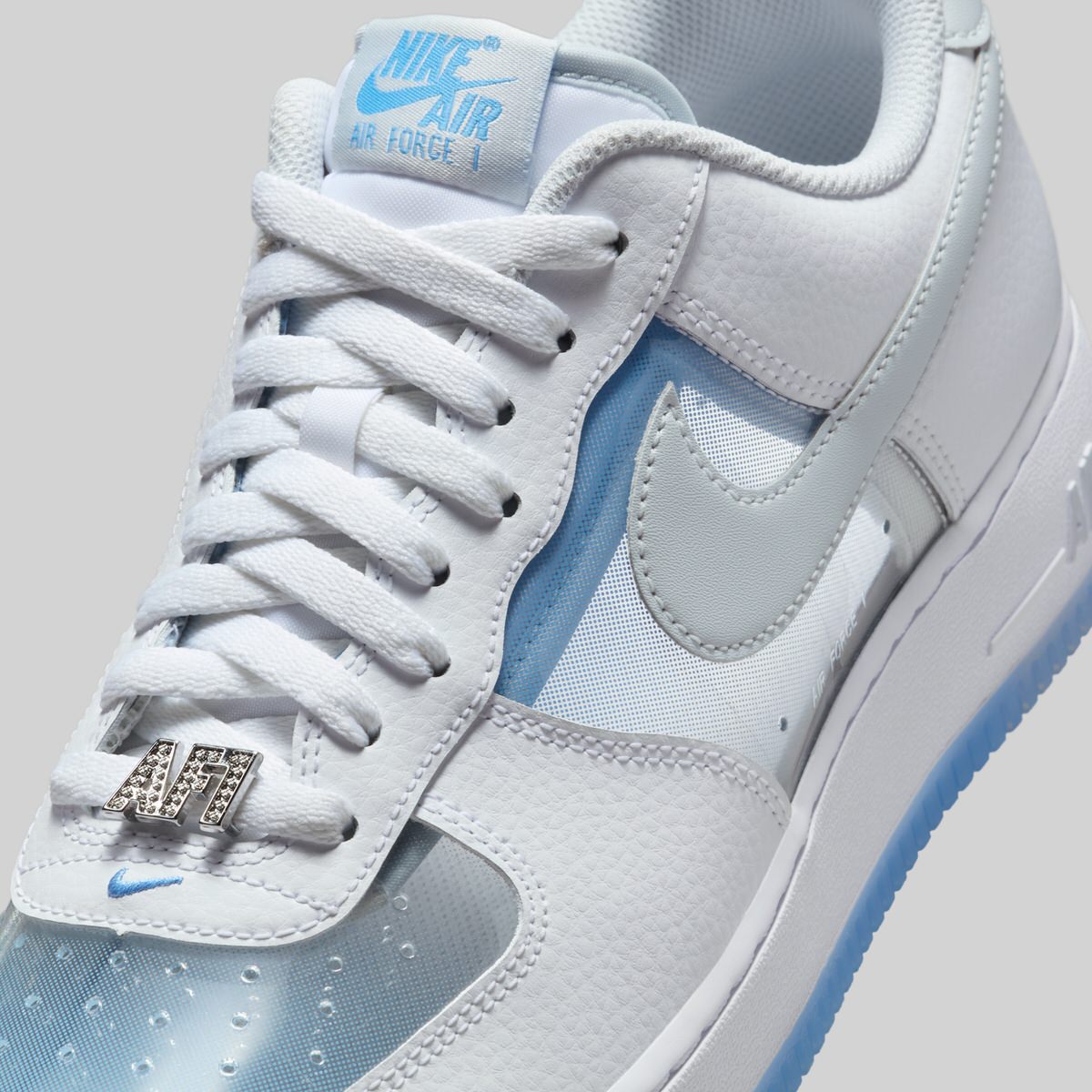 Nike Air Force 1 Low Invisible Woman 2.0