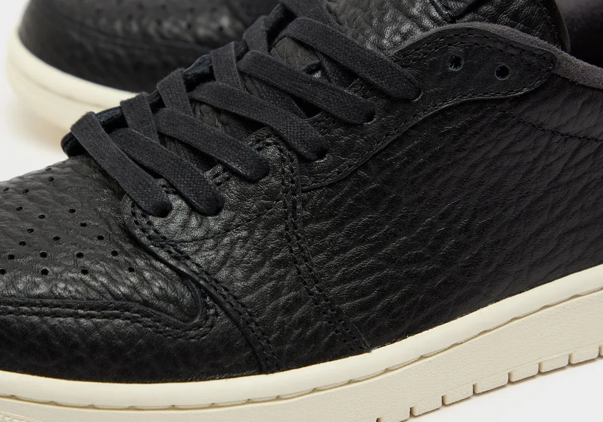 Air Jordan 1 Low No Swoosh 848775-005