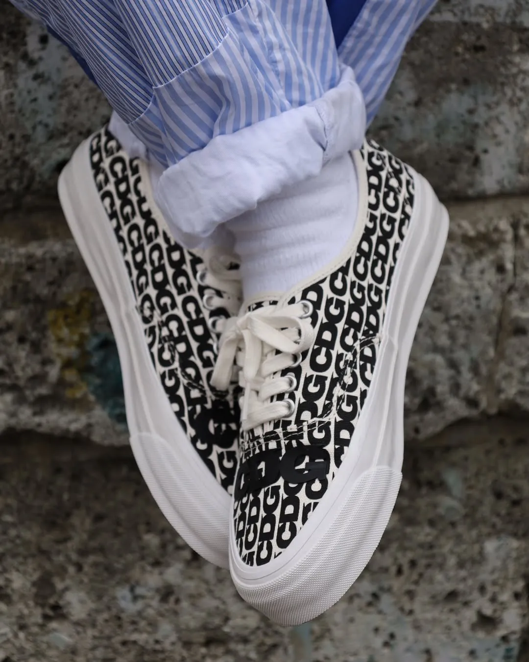 CDG Vans Authentic