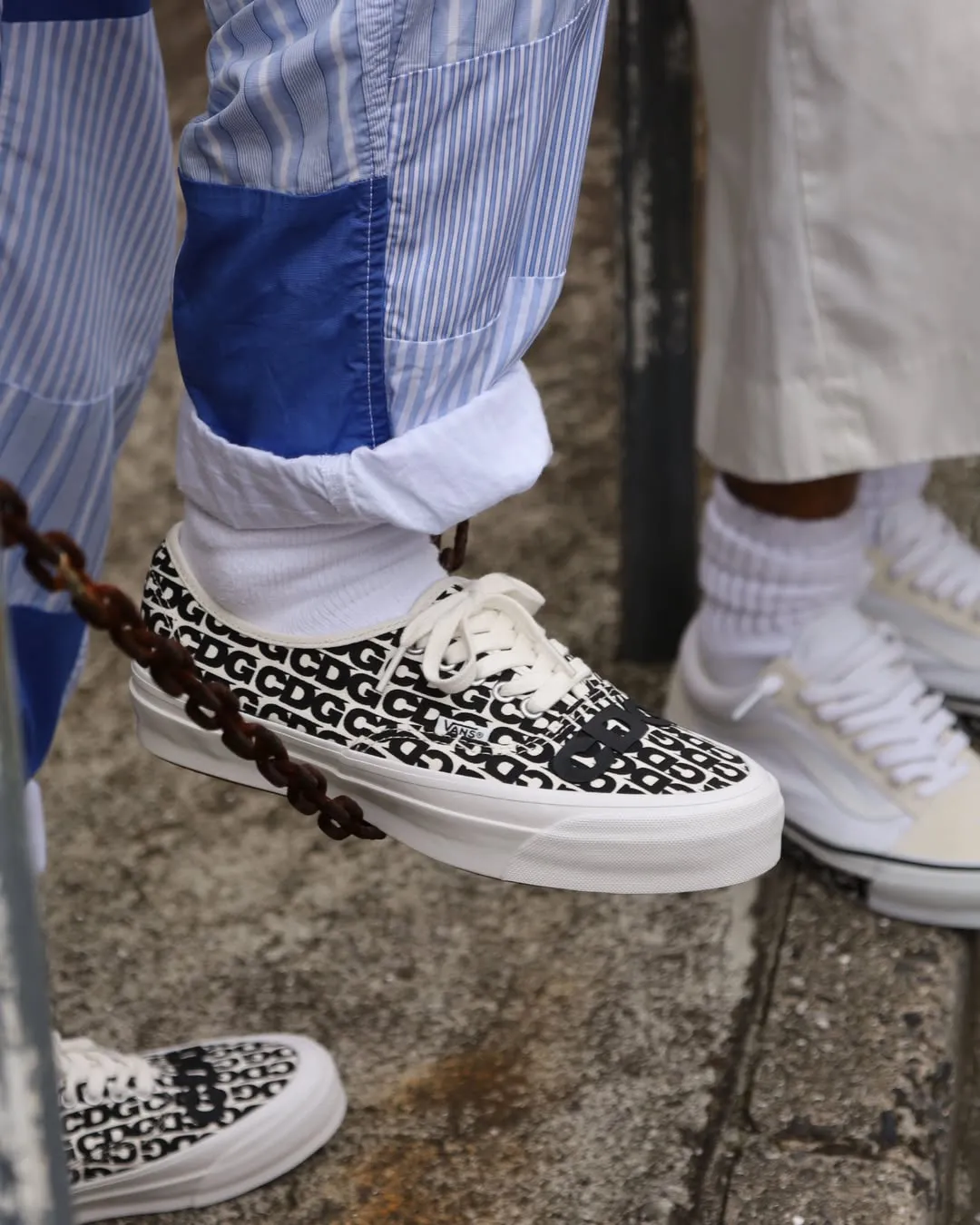CDG Vans Authentic
