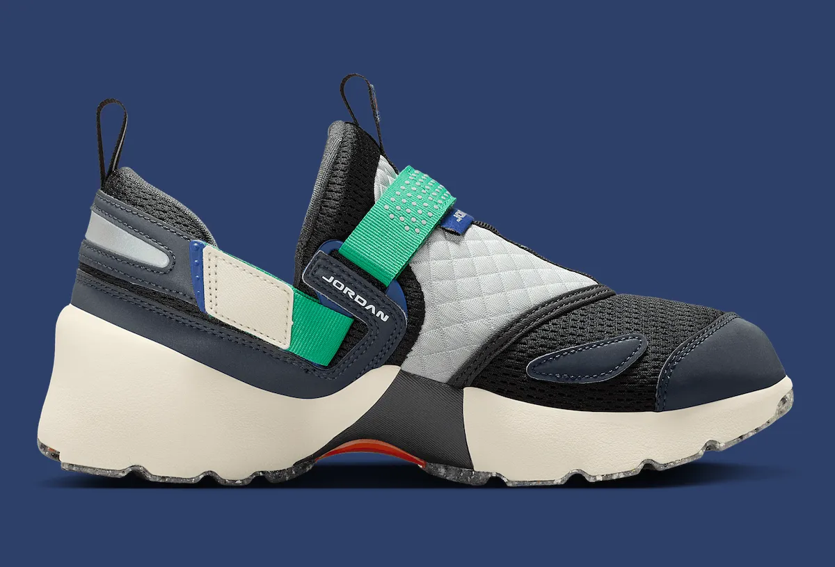 Jordan Trunner LX Rare Air IM6531-001