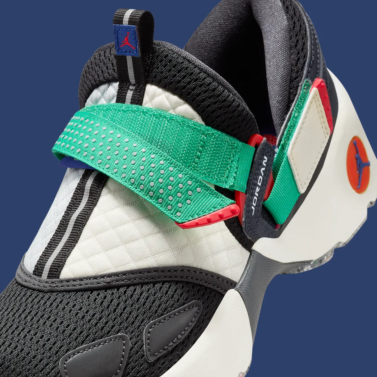 Jordan Trunner LX Rare Air IM6531-001