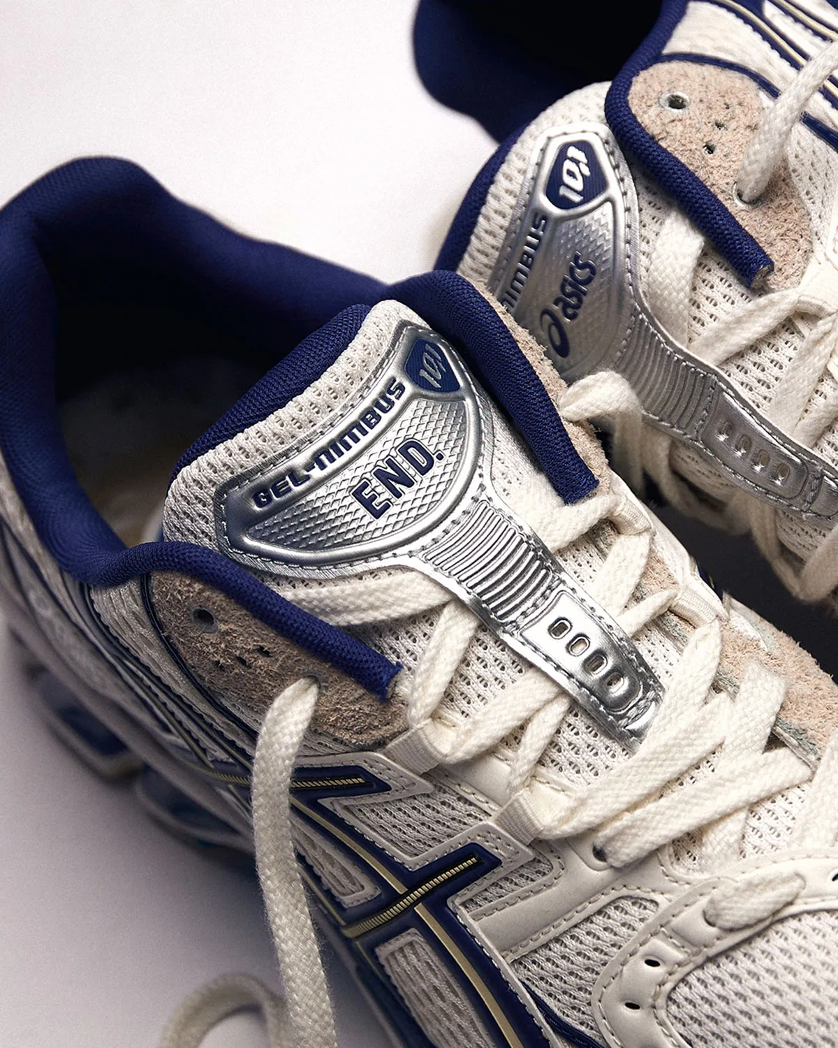 END. Asics GEL-Nimbus 10.1 Milk