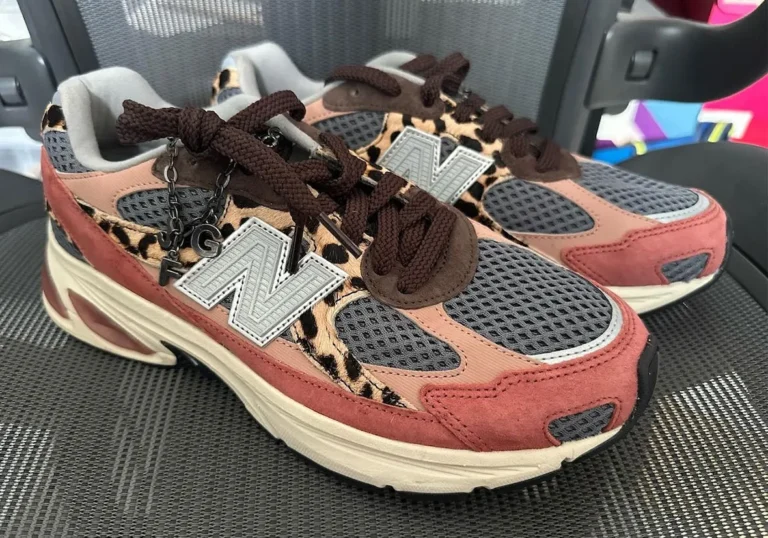 First Look at a “Cheetah” Edition New Balance 2010
