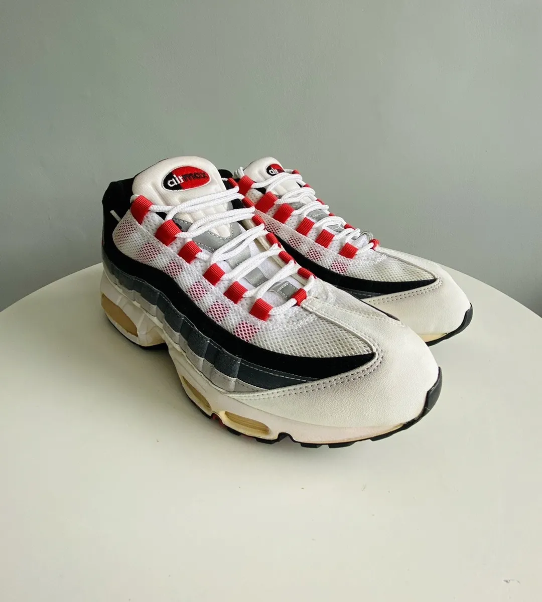 Nike Air Max 95 Comet Red vintage pair