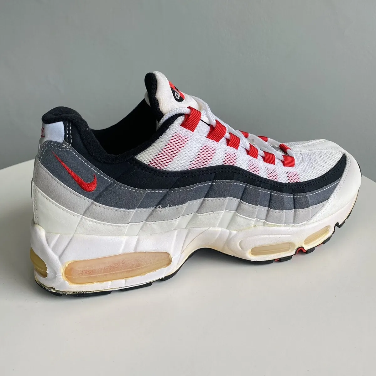 Nike Air Max 95 Comet Red vintage pair