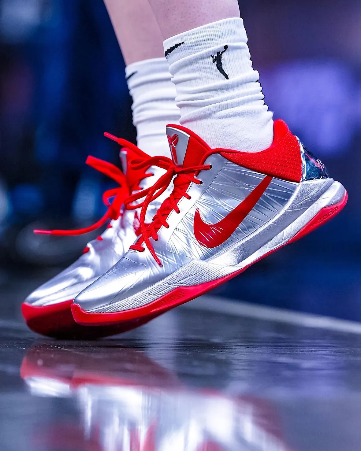 Caitlin Clark Nike Kobe 5 ROTY IV2712-001