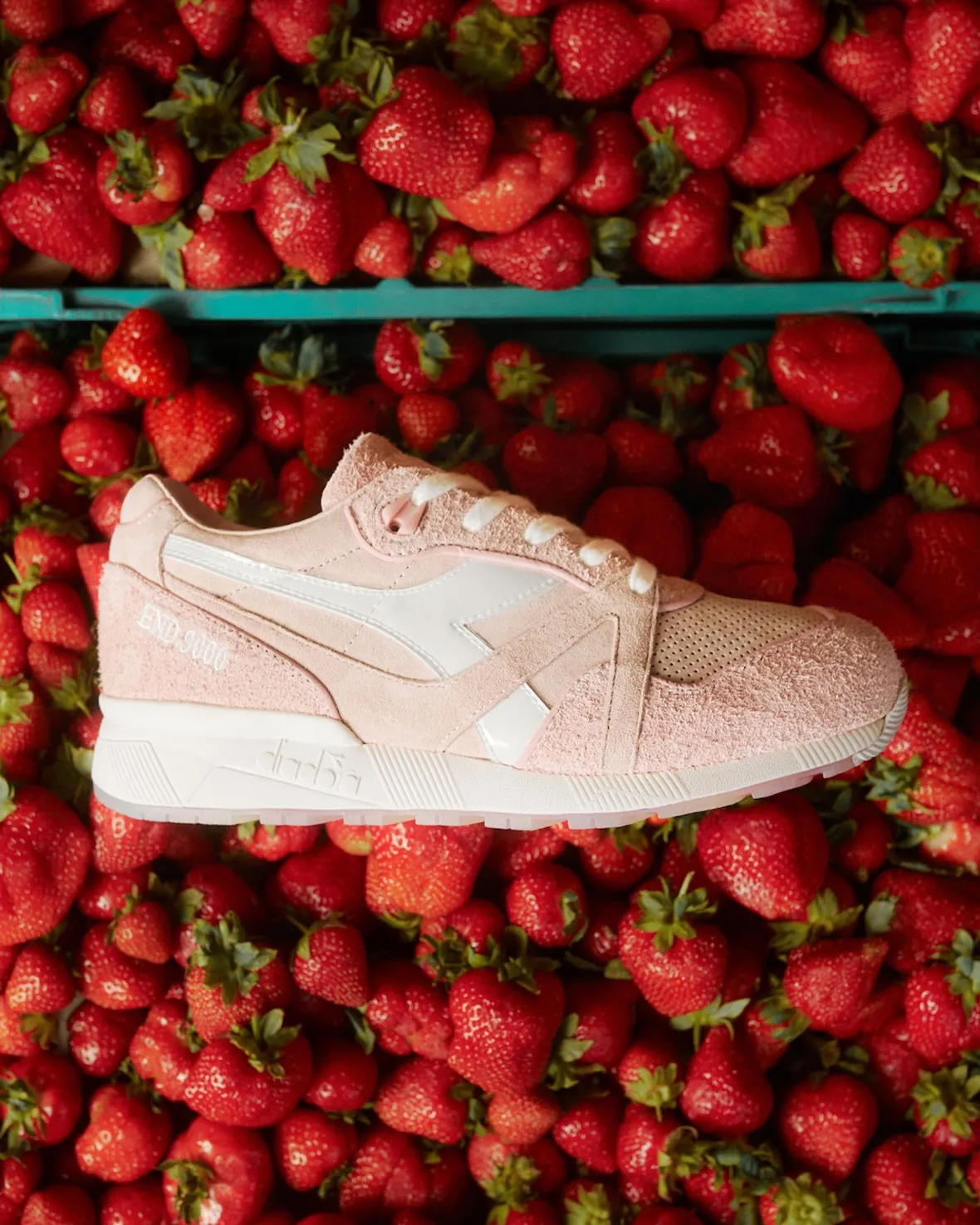 END. Diadora N9000 Strawberries & Cream