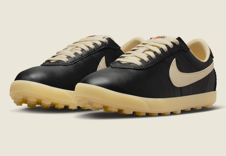 The Nike Astrograbber Dons a Simple Black & Muslin Palette