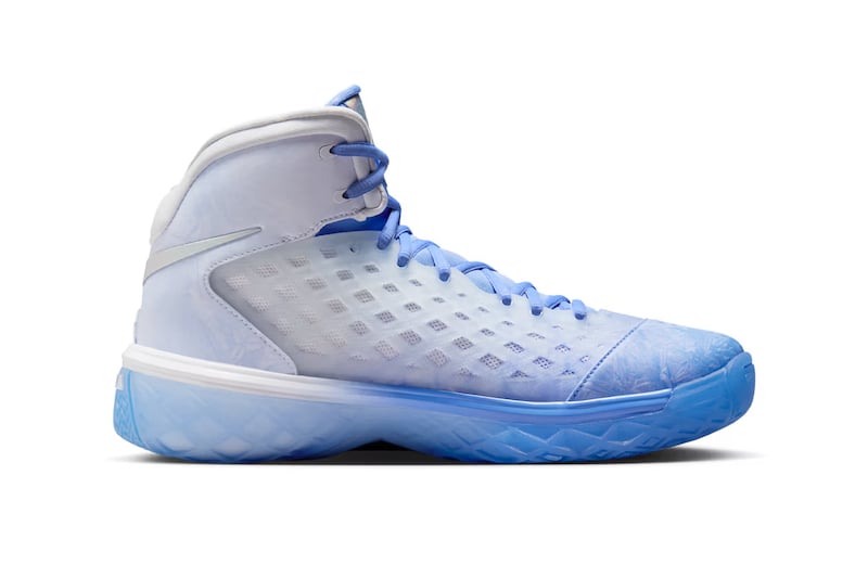 Nike Kobe 3 Protro Christmas IQ5338-400